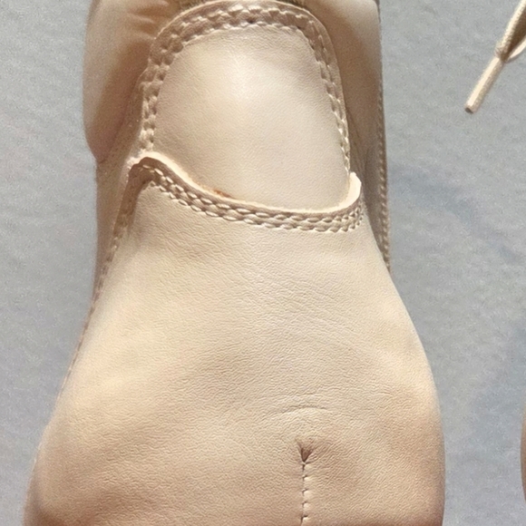 Guess Women's Talore Faux Leather Heeled Ivory Boot, Size 10M - Picture 11 of 11